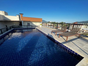 Apartamento Elegante, Ar-Condicionado, WI-FI, Piscina no Terraço do prédio e Varanda Exclusiva